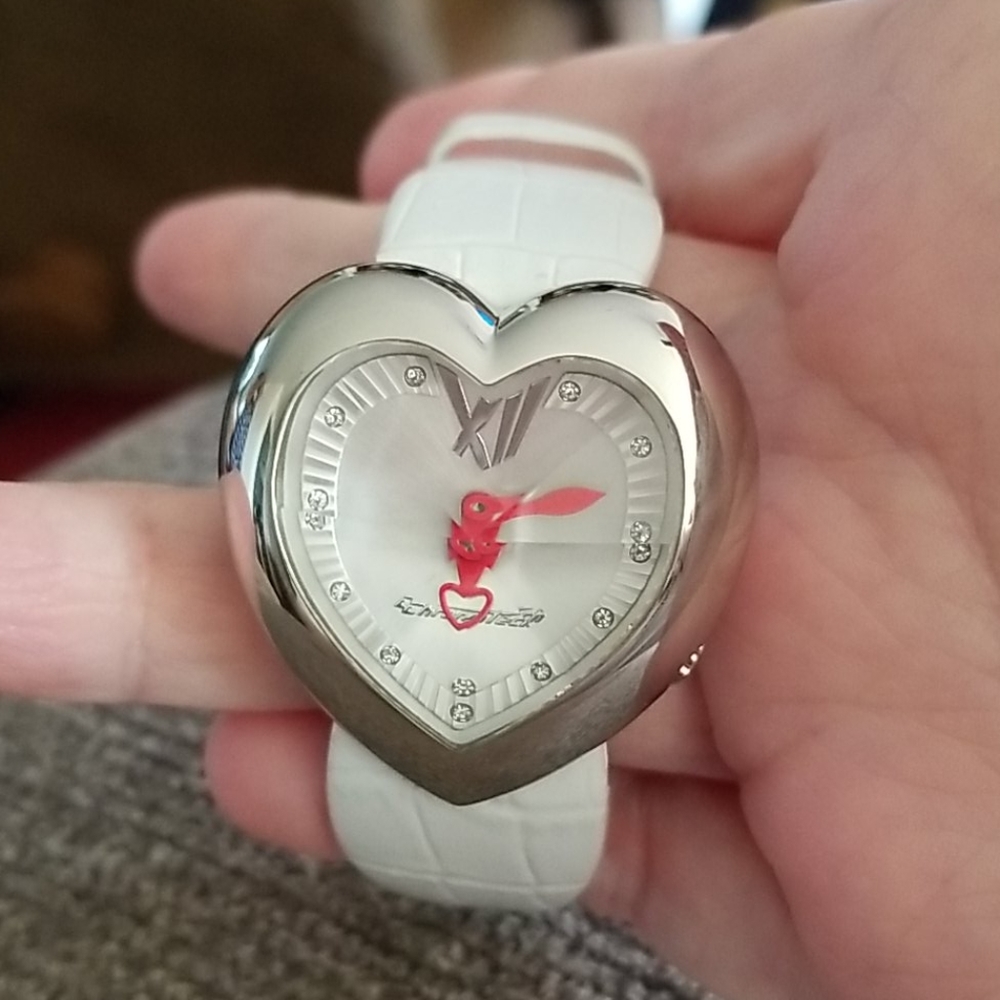 Cronotech Heart Shaped Crystal Indices Watch - Picture 5 of 15